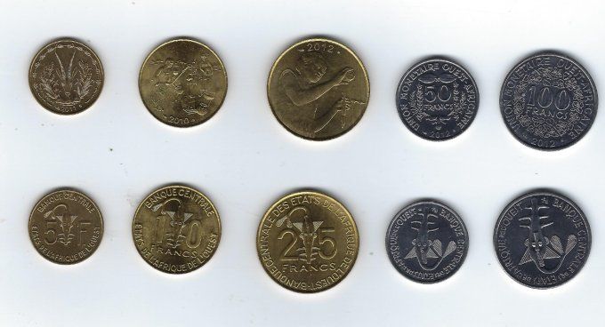 Etats de l'Afrique de l'ouest 2009 5 pièces neuves UNC