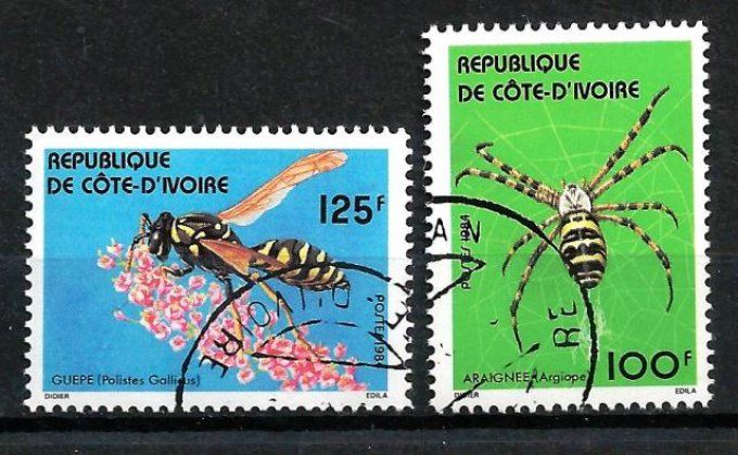 Côte d'Ivoire 1984 (ins8) série complète de 2 timbres oblitérés