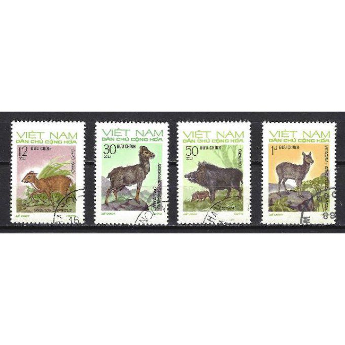 Vietnam du nord 1973 (136) série complète de 4 timbres oblitérés