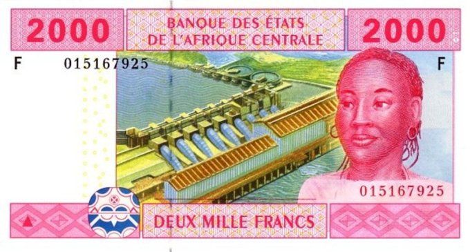 Billet de Guinée Equatoriale 2000 francs année 2002 pick 508 signature c UNC  