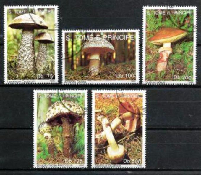 Saint Thomas et Prince 1992 (CP22) série complète de 5 timbres oblitérés